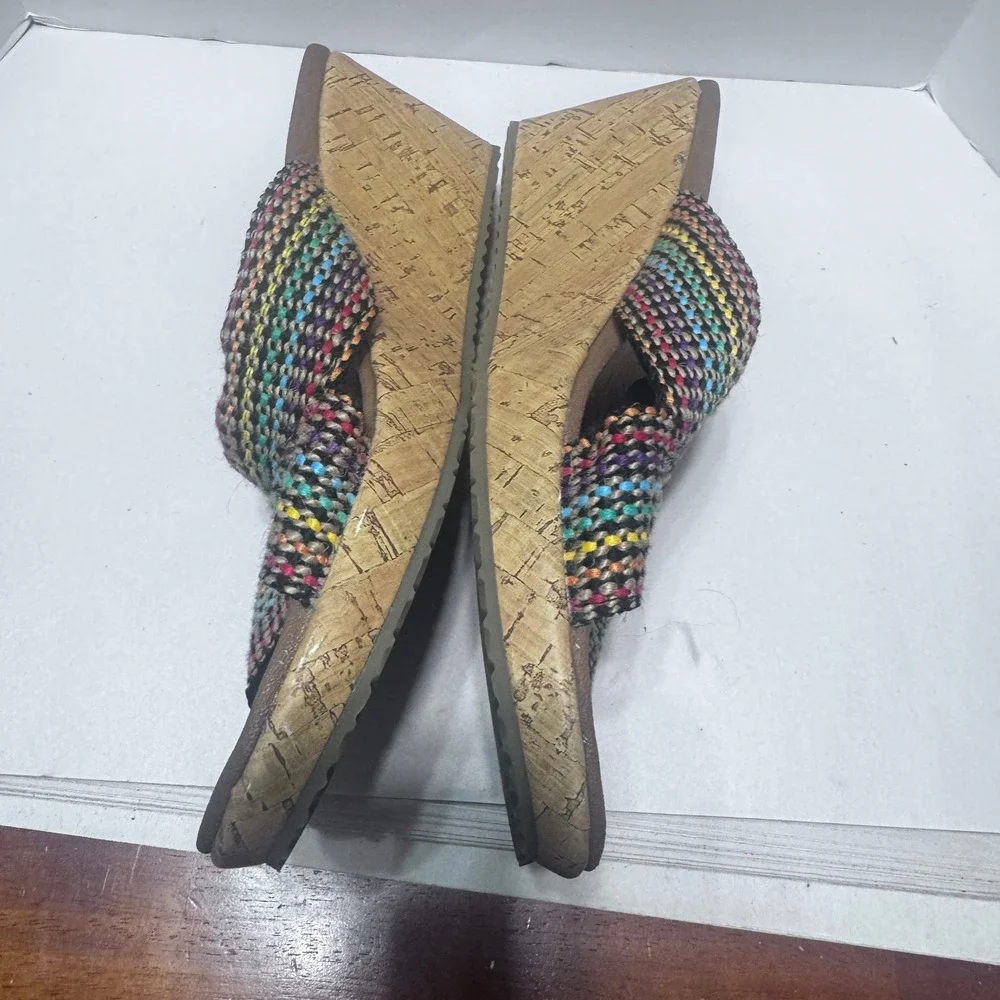Skechers Luxe Foam Multi Color Woven Wedge Sandals Rainbow Boho Womens 9